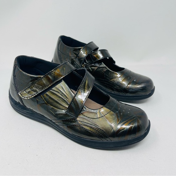 DREW a comfort shoes size 8.5 - Picture 3 of 16